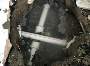 阿瓦提阳台漏水维修公司为您分享楼上楼下漏水怎么处理